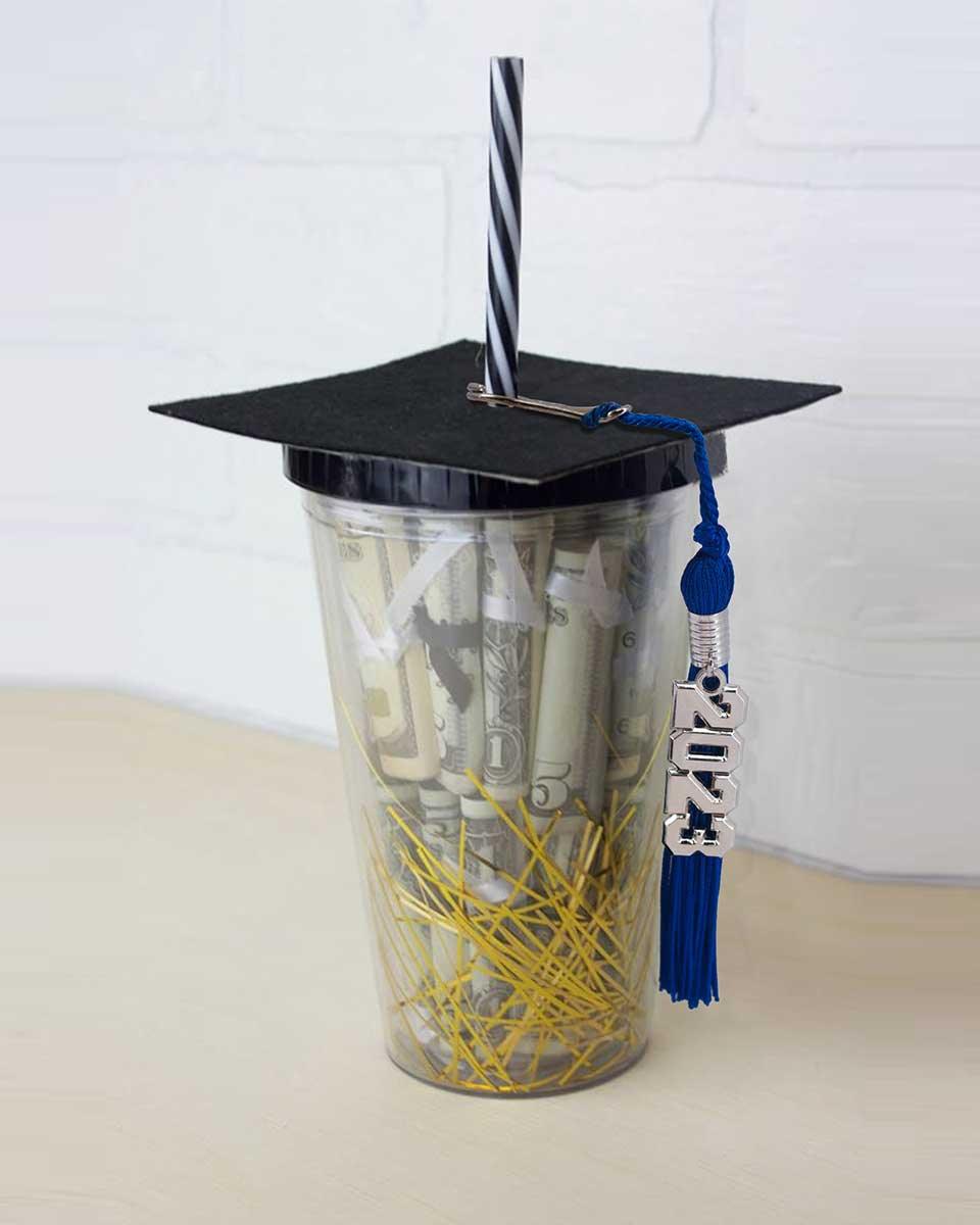 Tassel Keychain with Year Charm - Graduation Cap&Gown